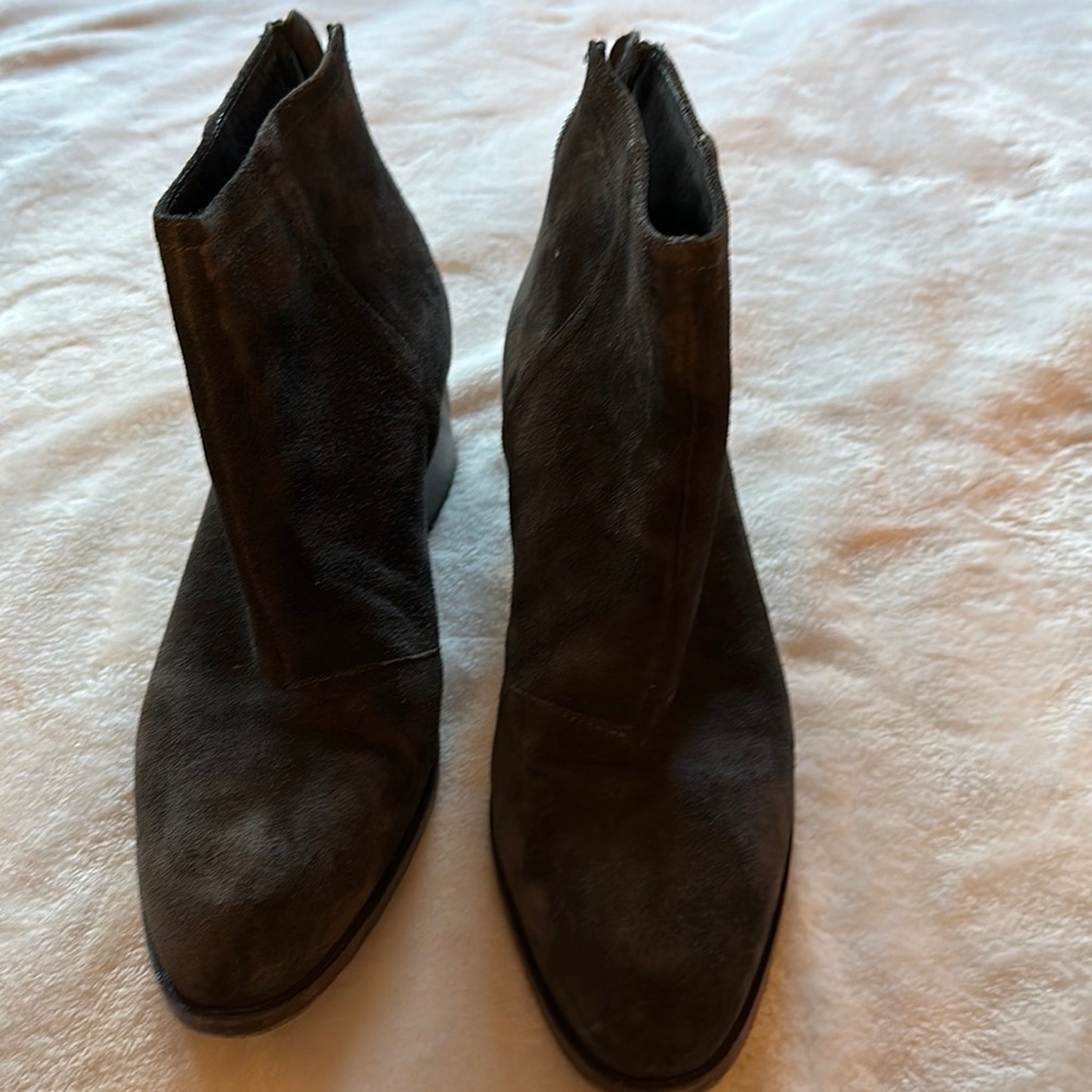 Rag And Bone Grey Suede Booties. Size 7.5 - image 1